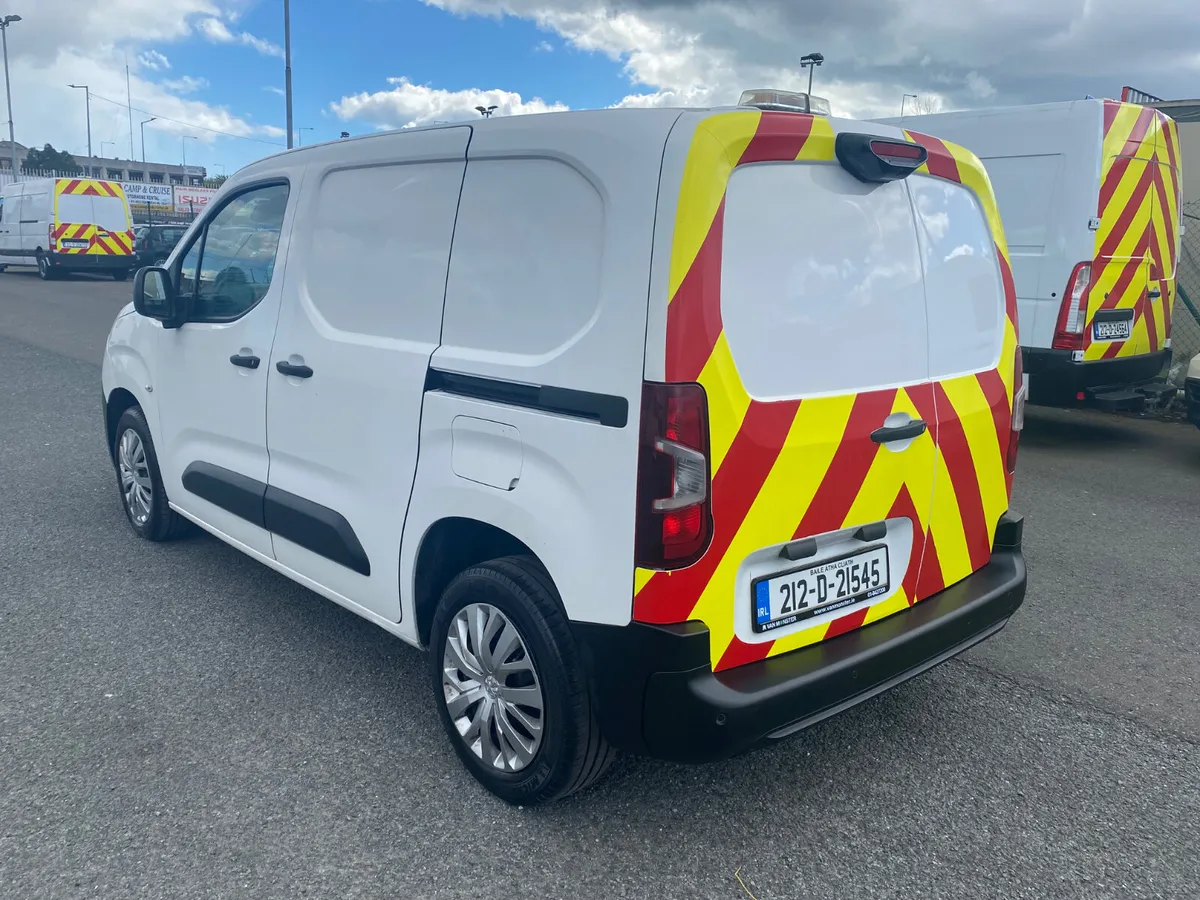 2021 Peugeot Partner Professional 1.5HDI 100BHP - Image 4