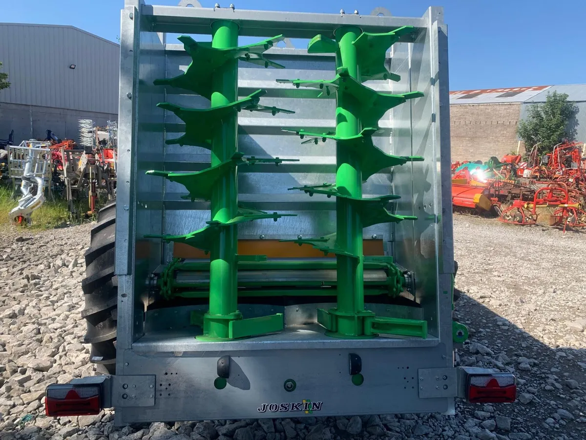 JOSKIN SIROKO 4008/8v REAR DISCHARGE, AIR BRAKES, - Image 4