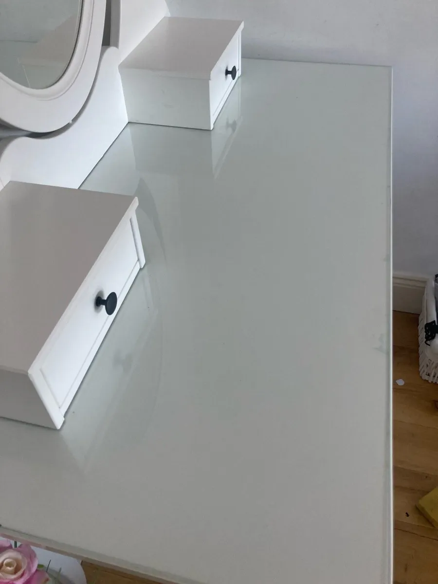 Dressing table - Image 3