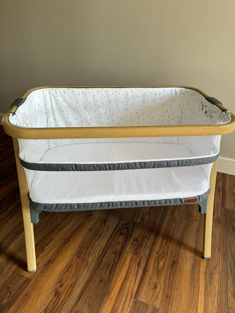 Baby Elegance Co-sleeper - Image 1