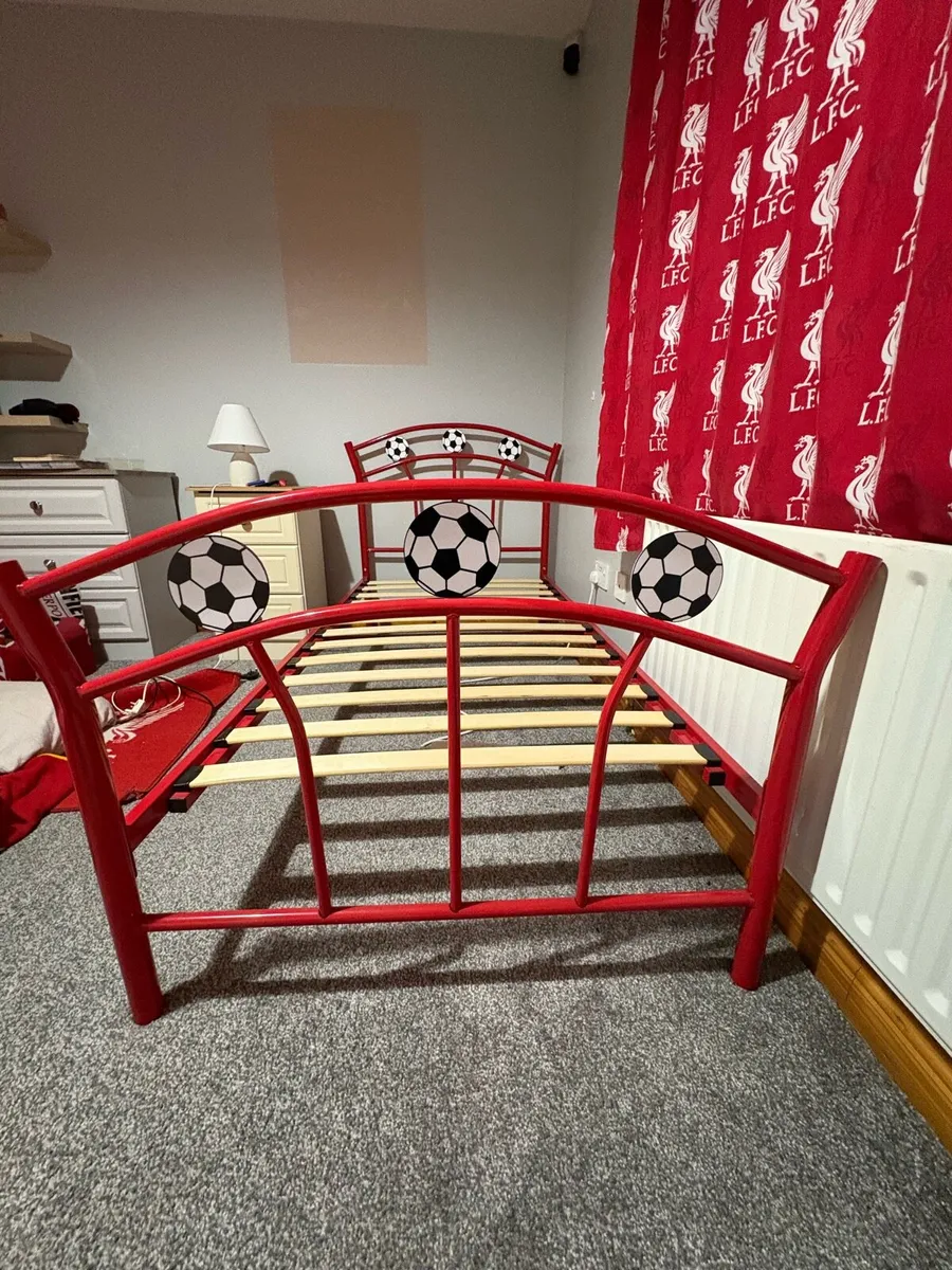Single bed frame - Image 1