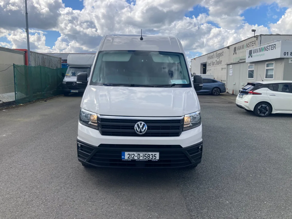 Volkswagen Crafter 2021 - Image 2