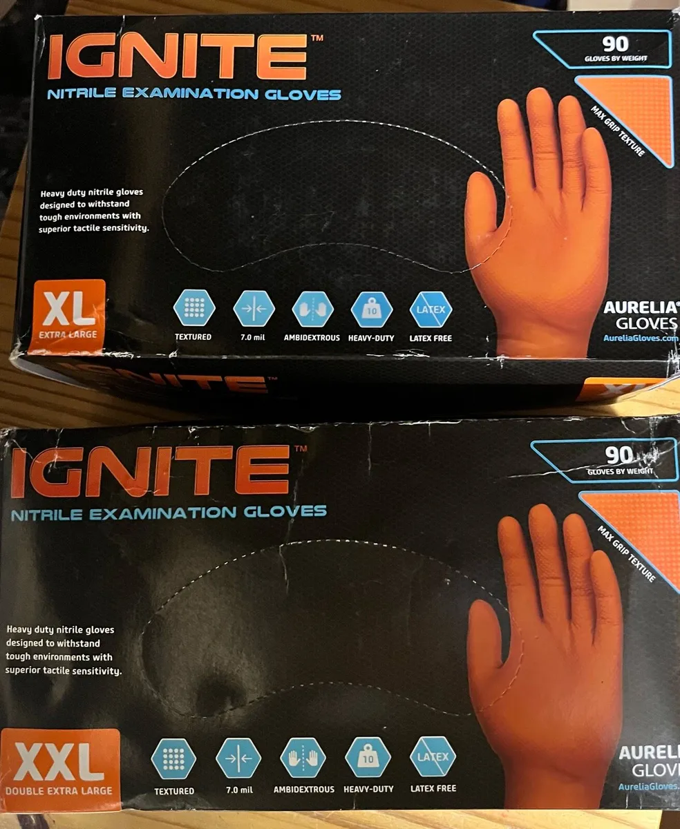 New gloves - Image 1