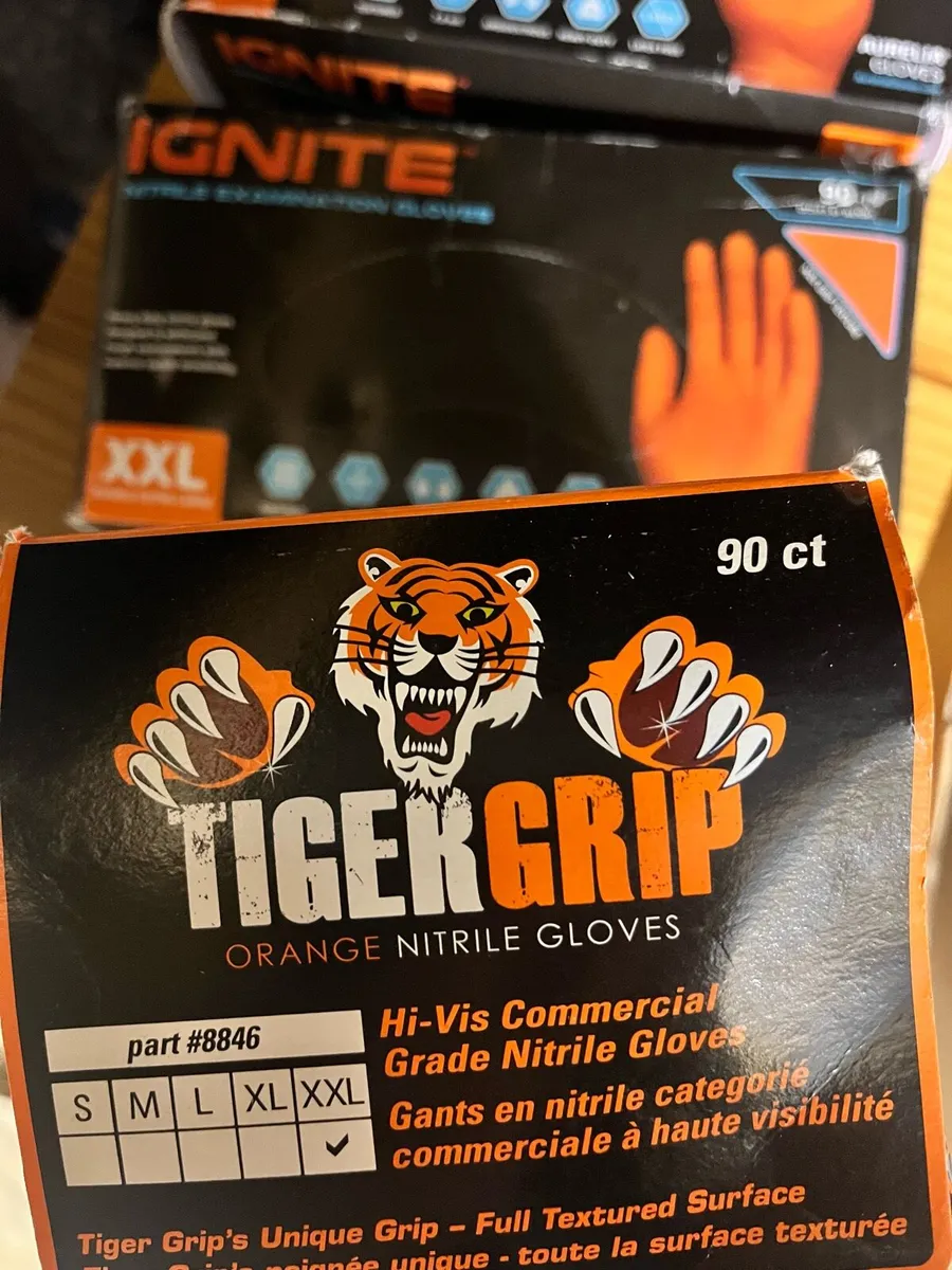 New gloves - Image 3