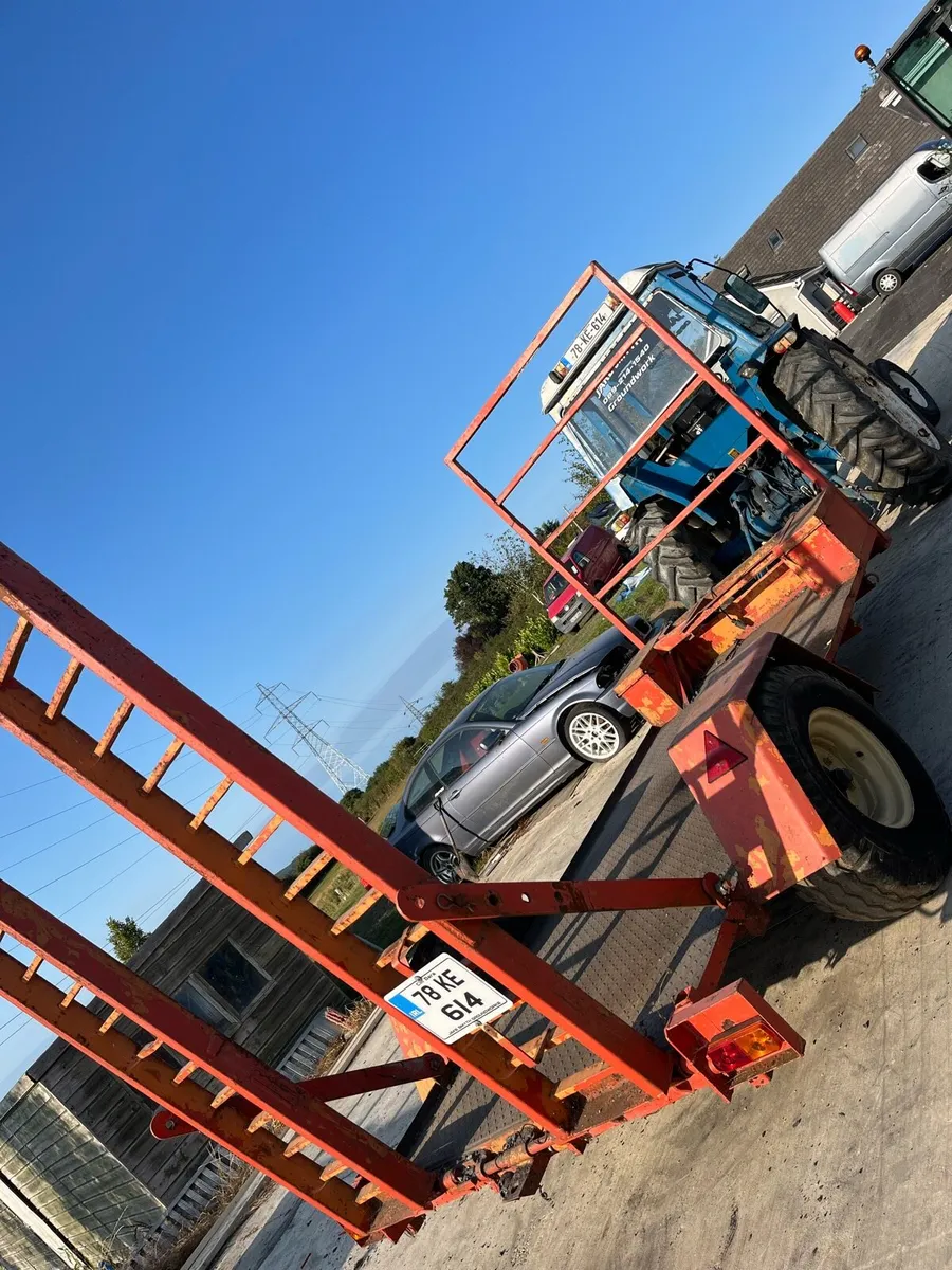 Tractor trailer - Image 2