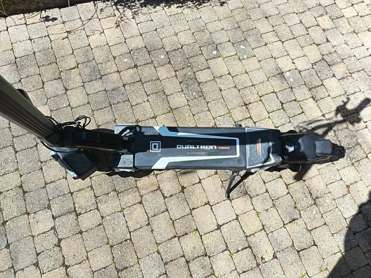 Electric scooter - Image 3