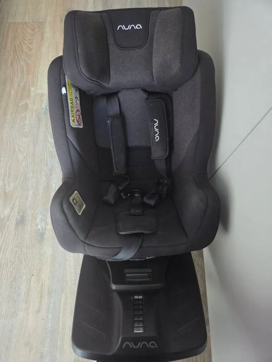 Nuna rebel plus car seat - Image 1