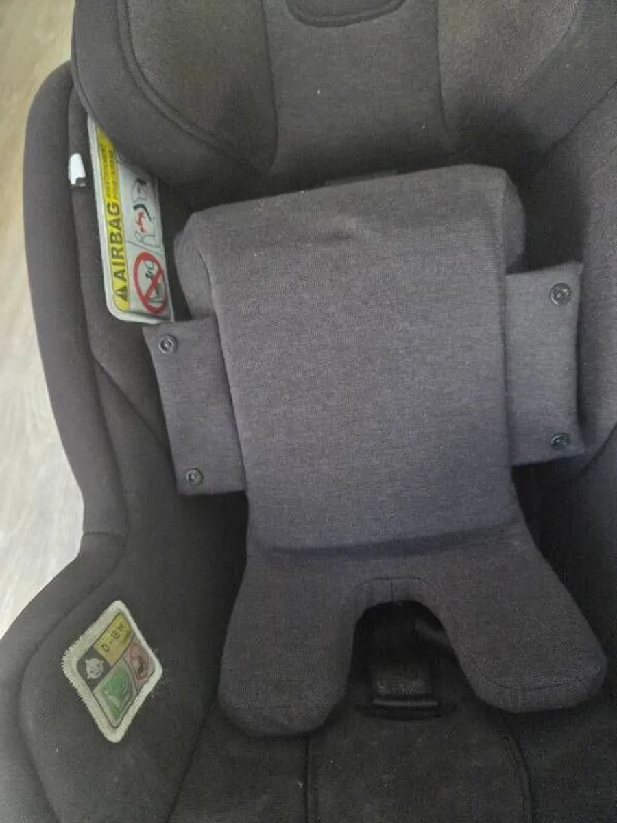 Nuna rebel plus car seat - Image 3