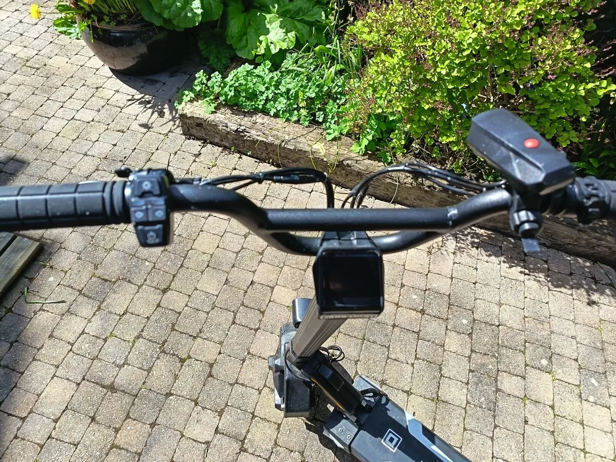 Electric scooter - Image 4