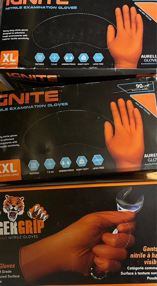 New packed gloves - Image 1