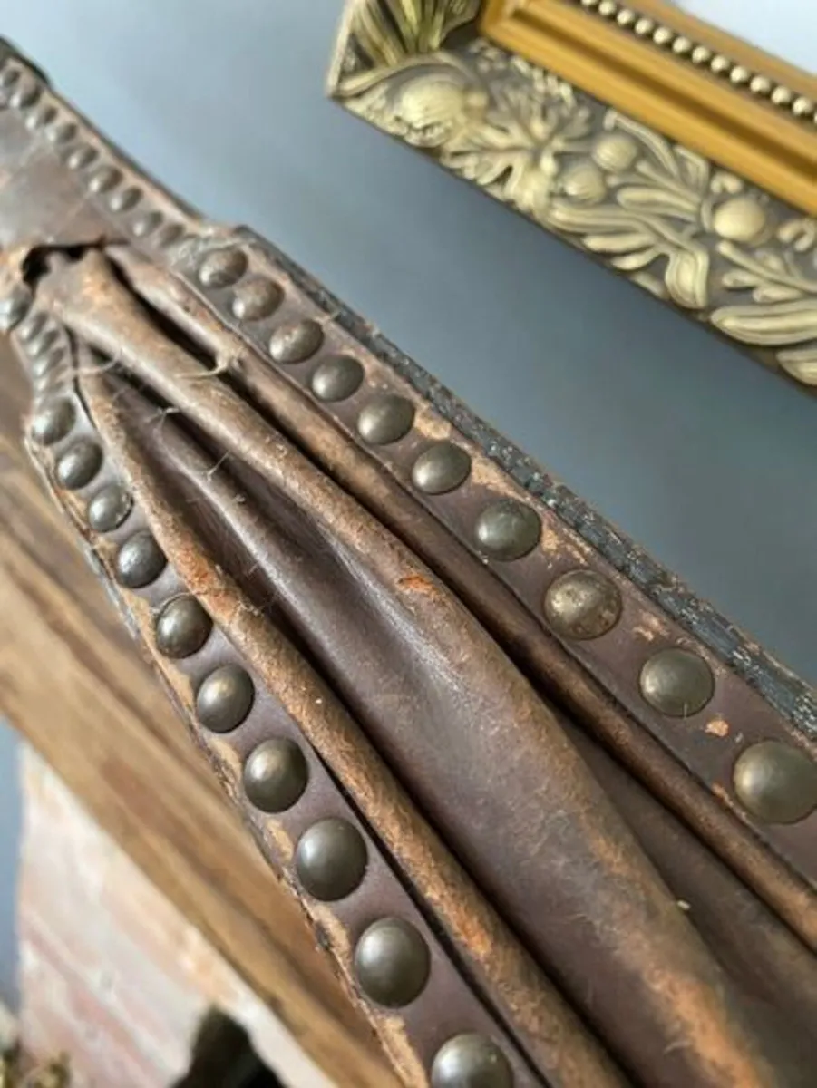 Antique Large Leather Oak Fire Bellows 4ft approx - Image 2