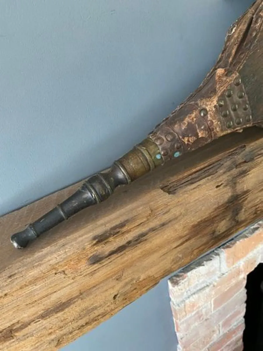 Antique Large Leather Oak Fire Bellows 4ft approx - Image 3