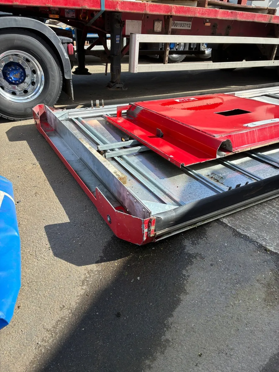 Trailer parts - Image 4