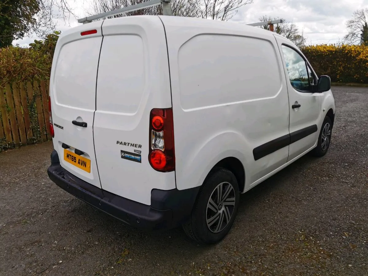 2015 Peugeot Partner - Image 2