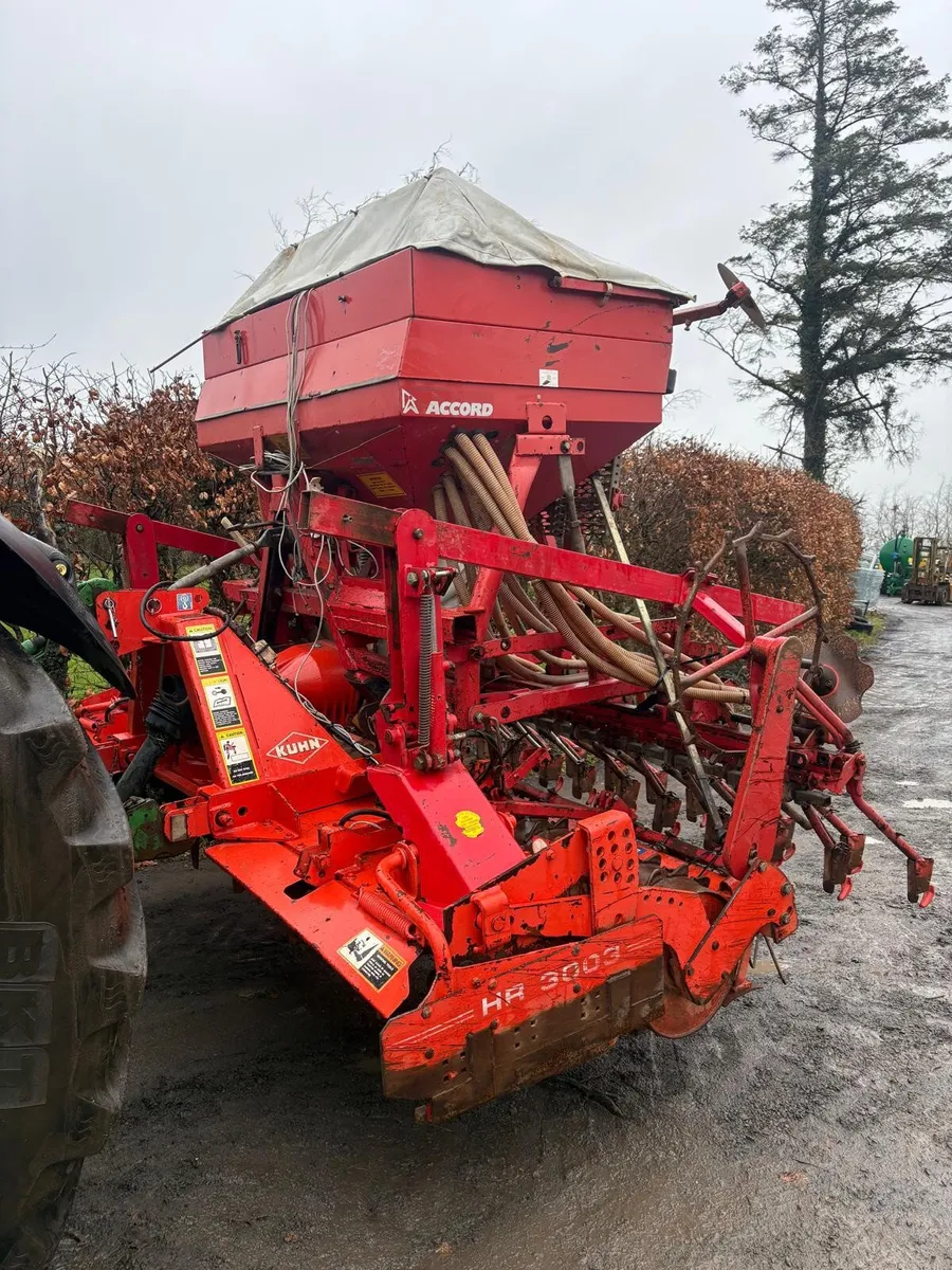 KUHN POWERHARROW C/W ACCORD SEED DRILL