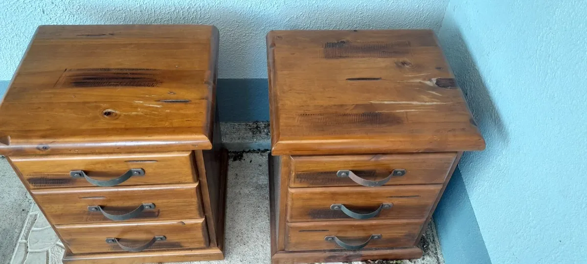 Bedside cabinets - Image 1