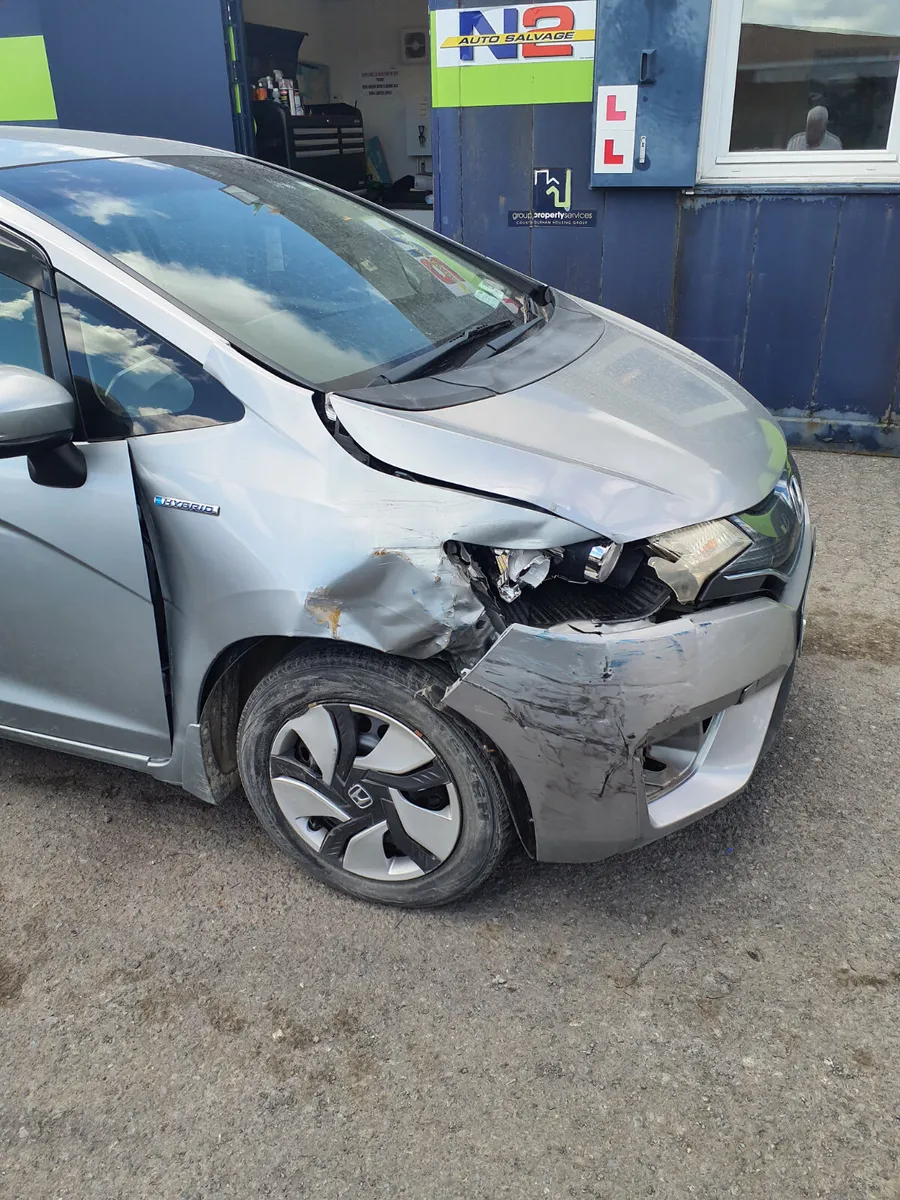 Honda Fit 2015 light damage Driving - Image 2