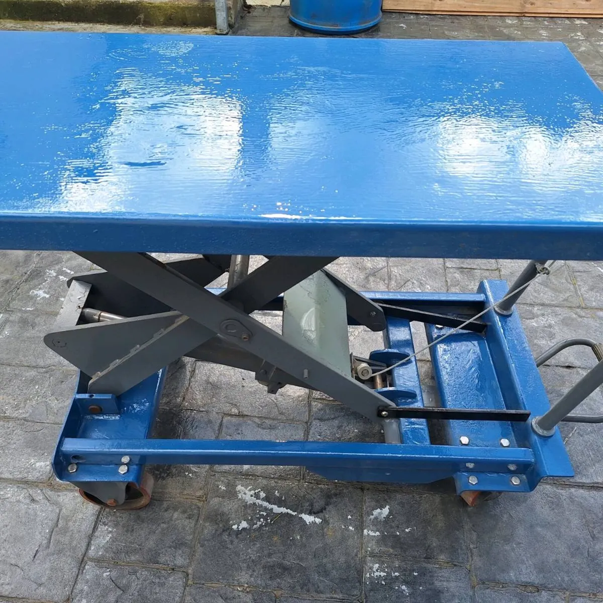 hydraulic scissors lift trolley - Image 3