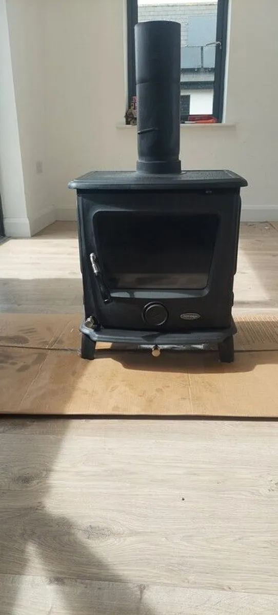 Heritage Belleek 11.5KW stove (Lit only once ever] - Image 2