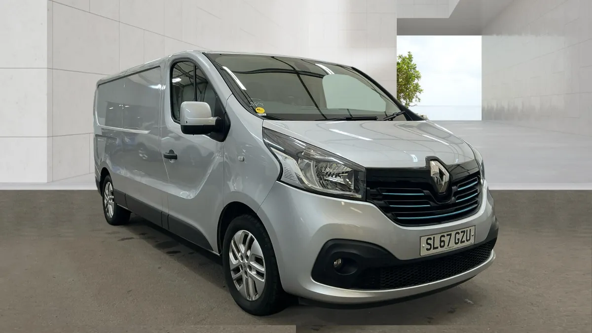 Renault Trafic SPORT - Image 1