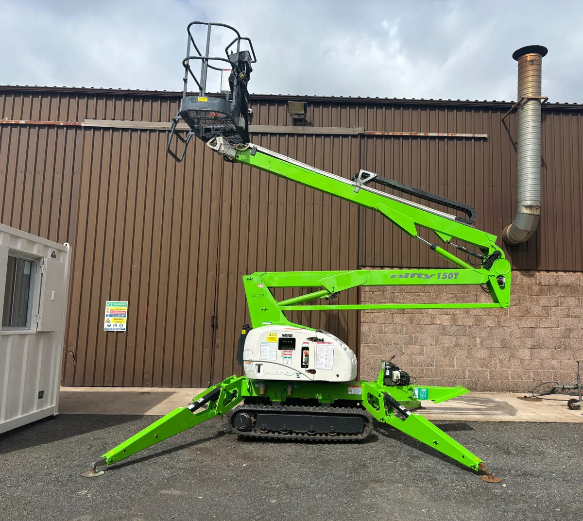 2018 Niftylift TD150 Tracked Boom Lift - Image 2