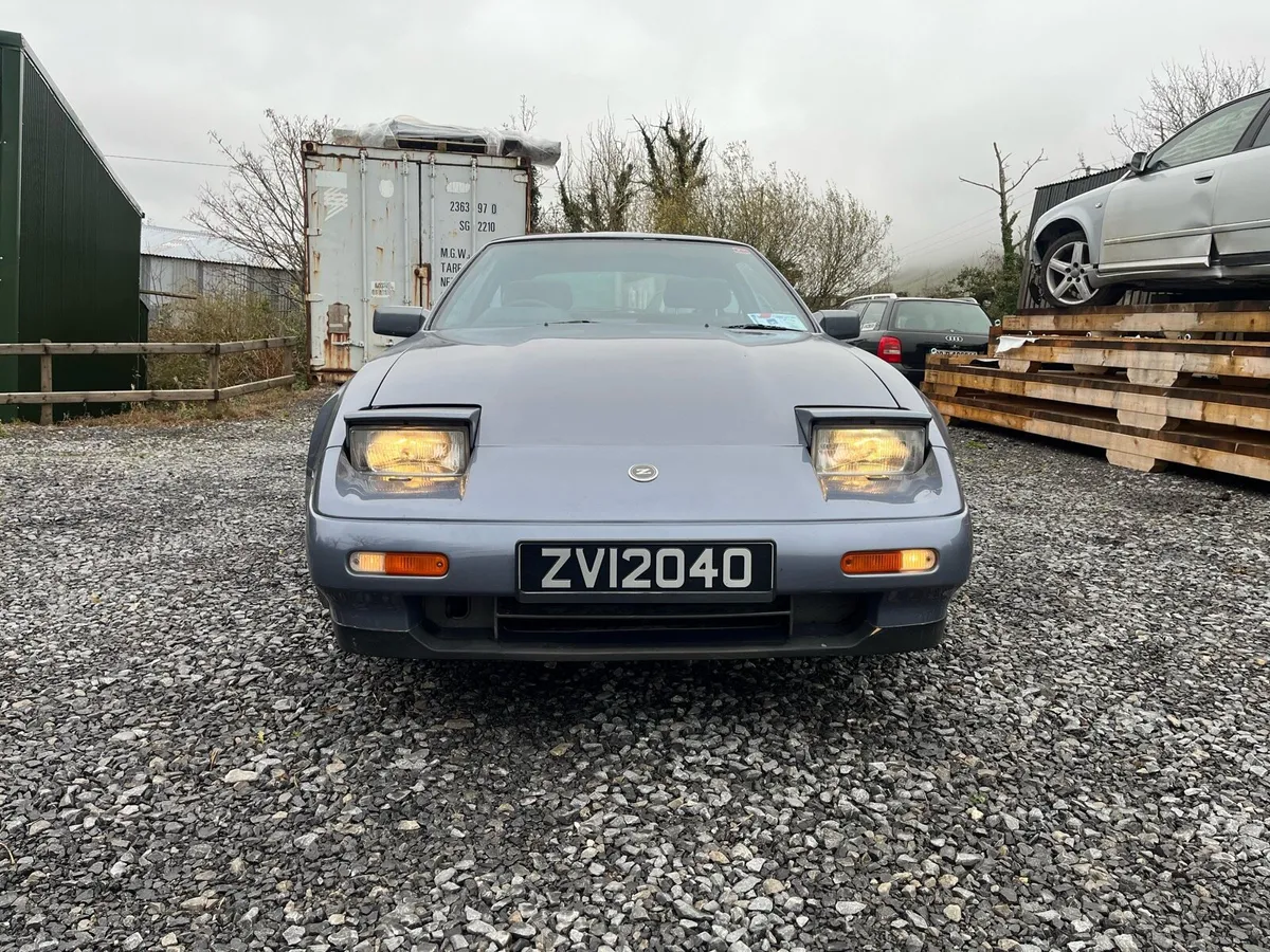 Nissan 300 - Image 2