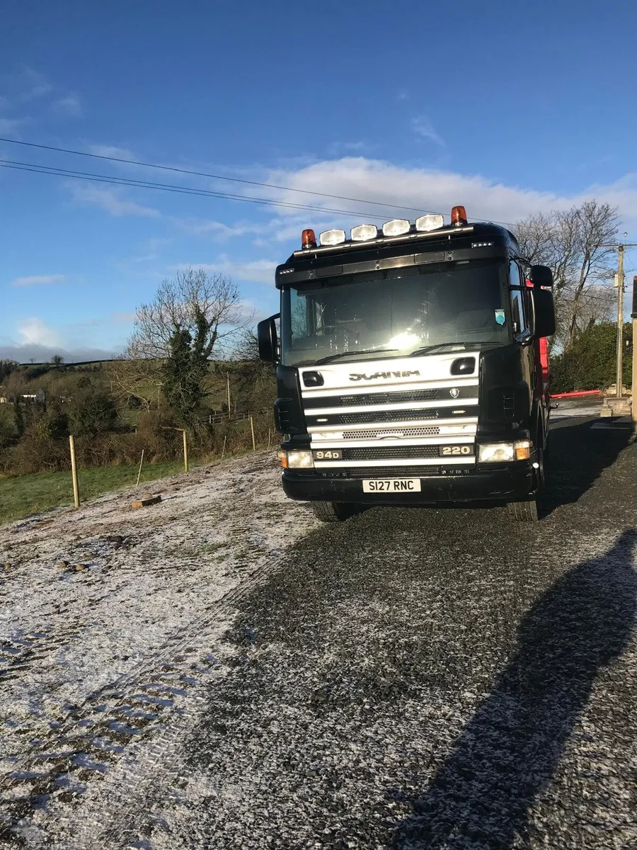 Scania 220-94D - Image 4