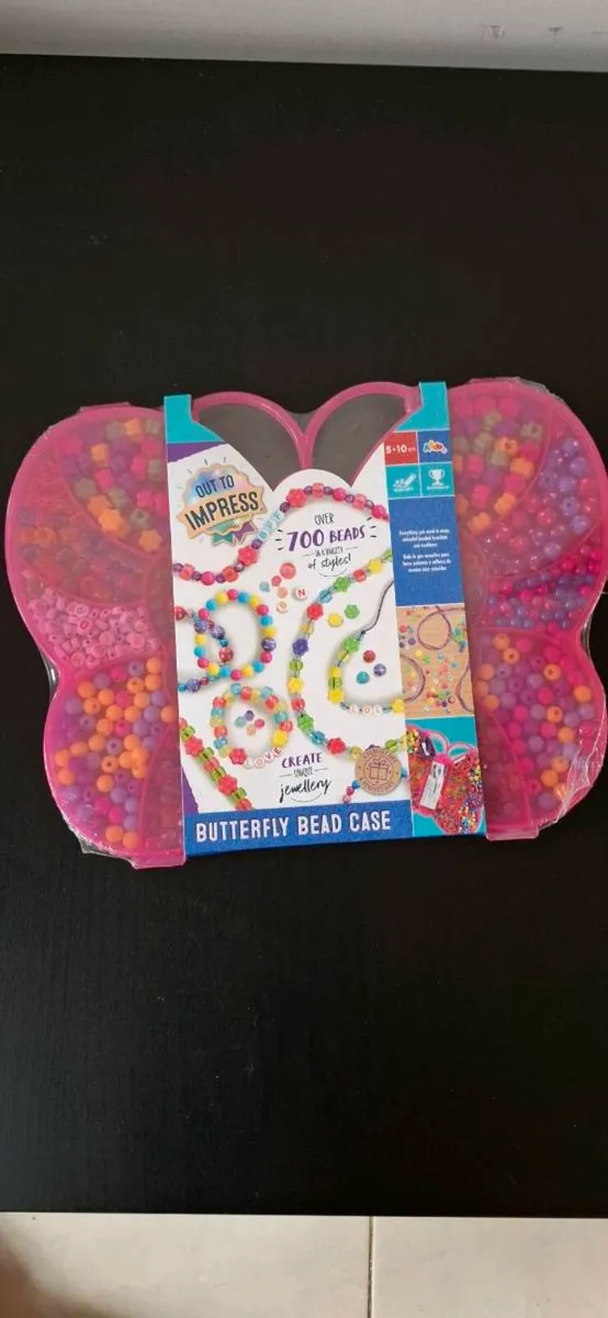 Brand New Sealed Bead Set