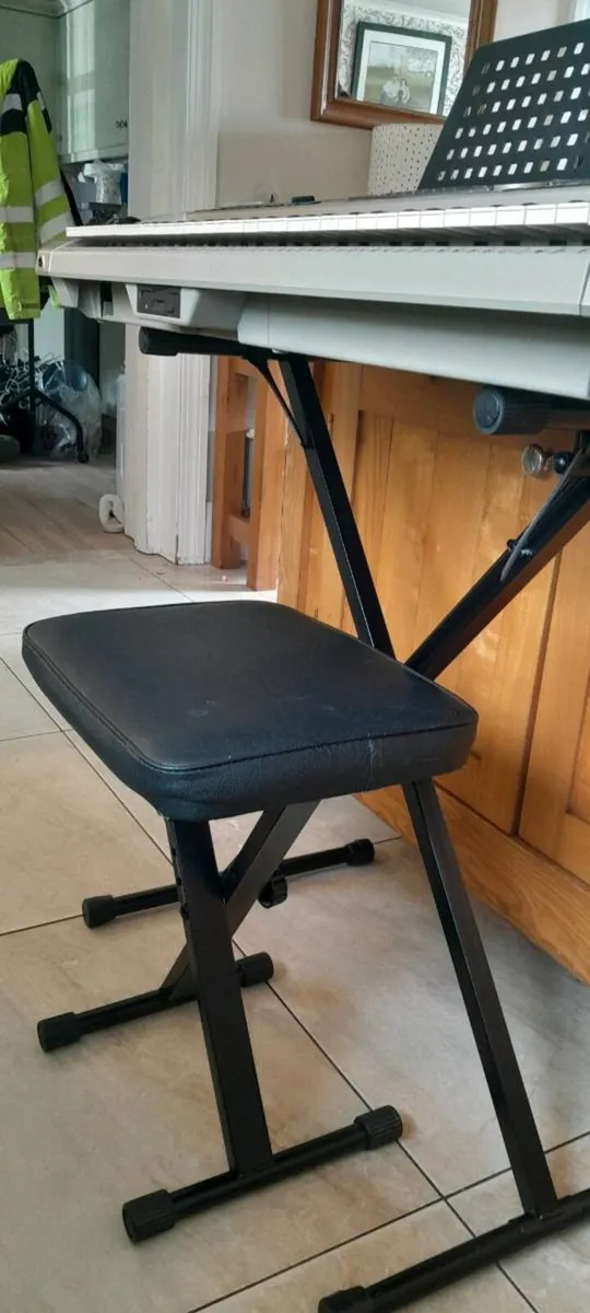 Keyboard, Stand & Seat - Image 4