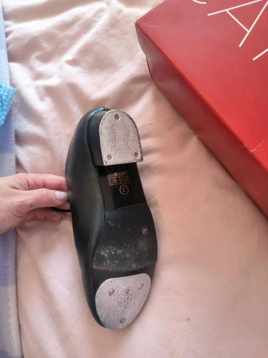 Jazz/ Tap dancing shoes - Image 3