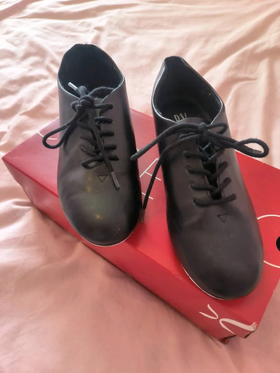 Jazz/ Tap dancing shoes - Image 1