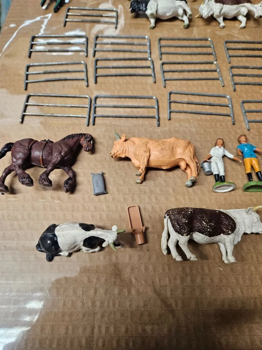 Britain's Farm Accessories - Image 2