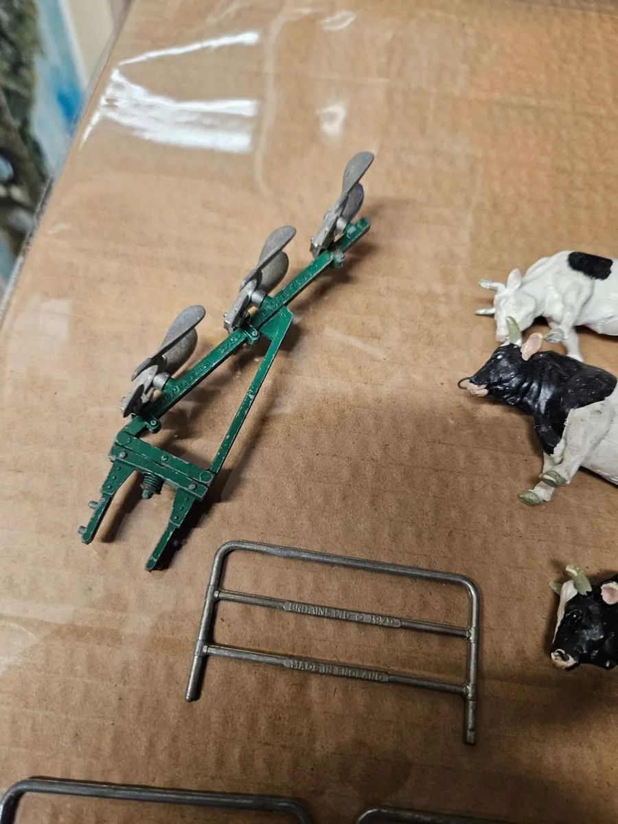 Britain's Farm Accessories - Image 3