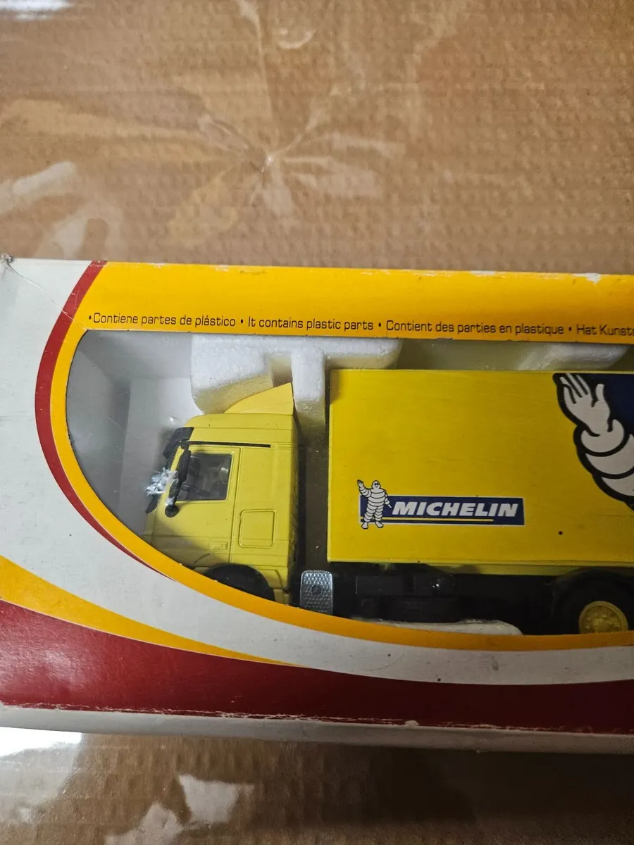Corgi Joal Michelin Truck 1.50 - Image 3