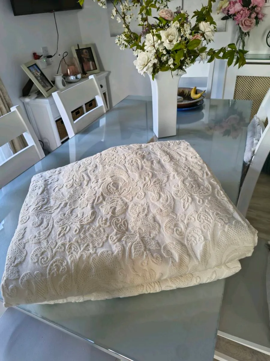 Heavy weight  Curtains - Image 4