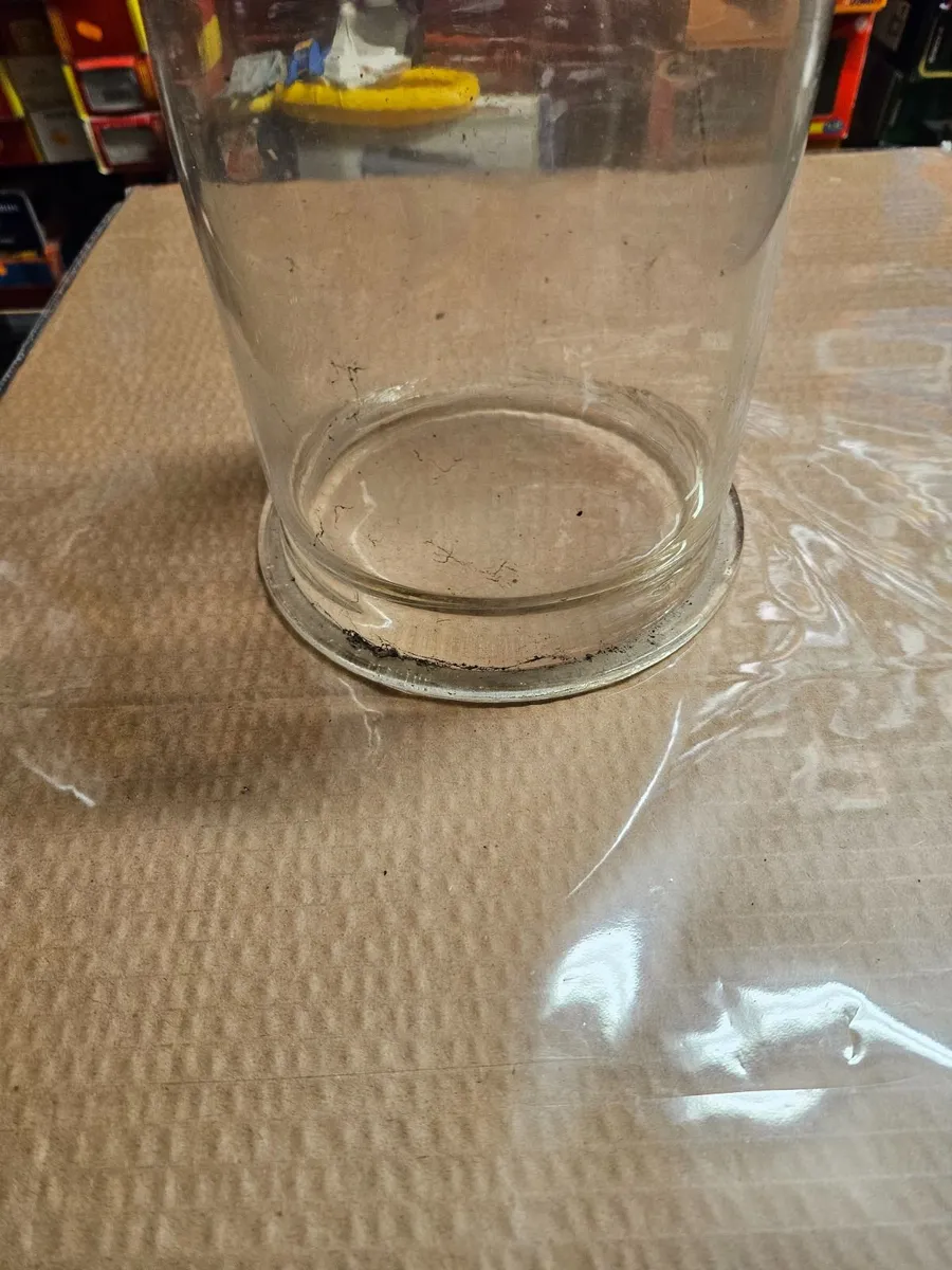 Vintage Antique Glass Dome - Image 4