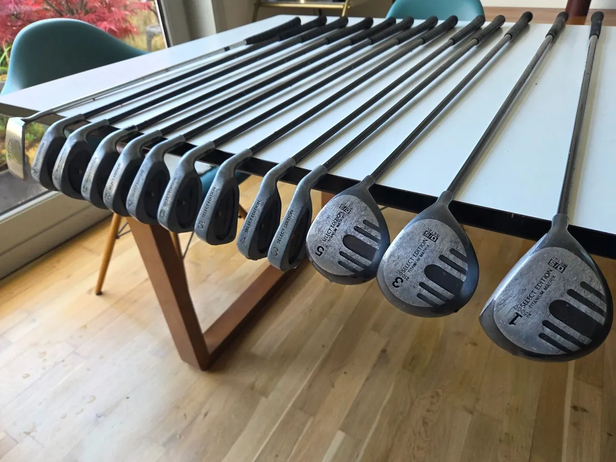 Golf clubs - Image 1