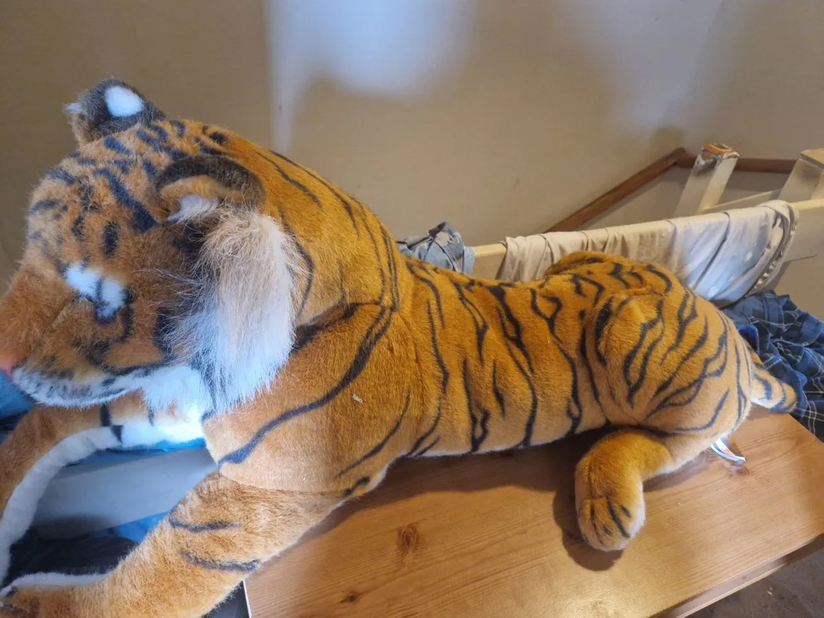 Large plush toys - Image 1