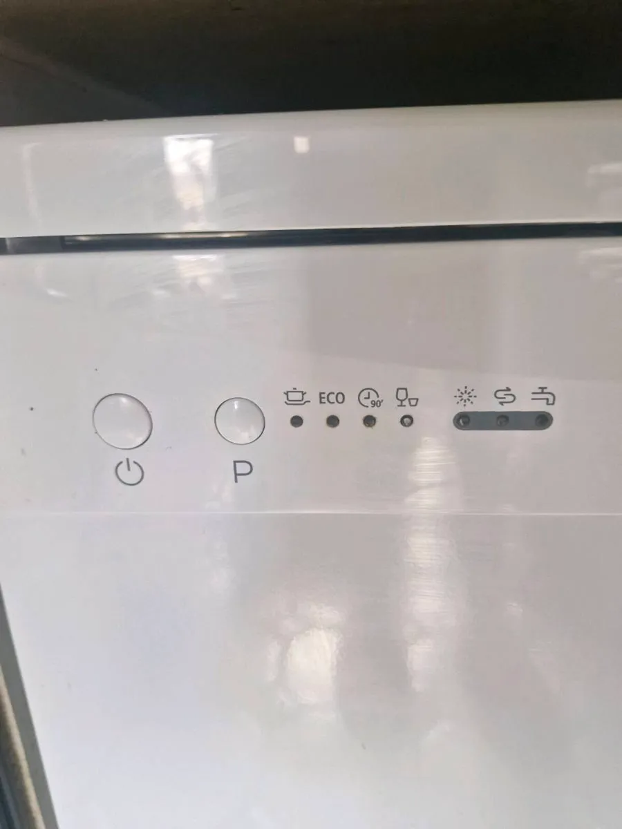 Dishwasher - Image 3