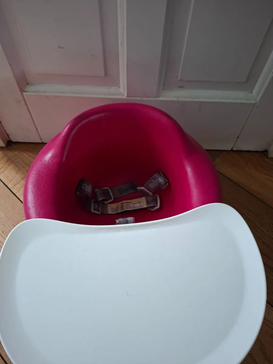 Bumbo baby Seat with detachable table - Image 2