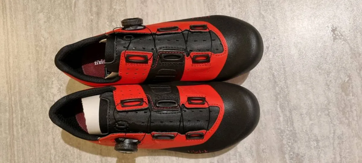 Fizik Vento Overcurve x3 Red 7UK - Image 3