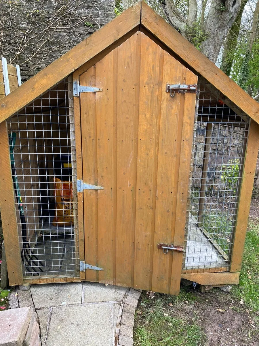 Shed/ Kennel
