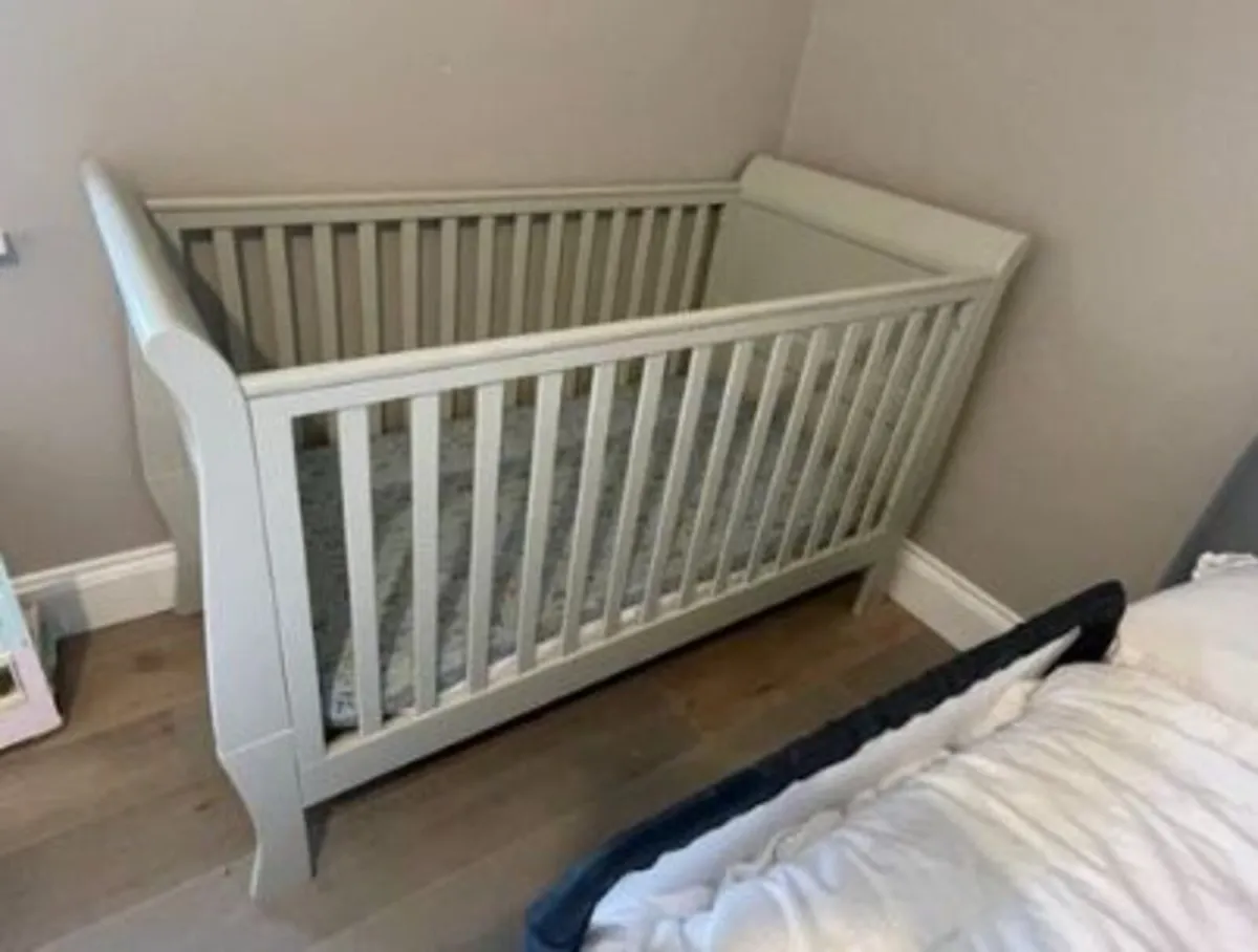 Mamas & Papas Cot/CotBed with Mattress - Image 1