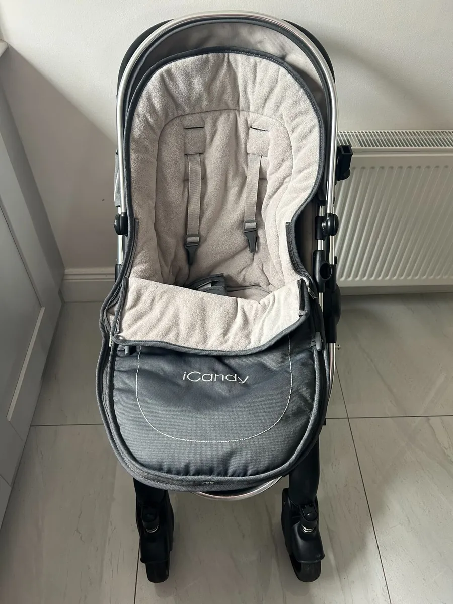 Buggy- iCandy Peach- Full travel system - Image 2