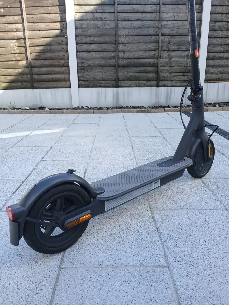 Xaomi Electric scooter - Image 2