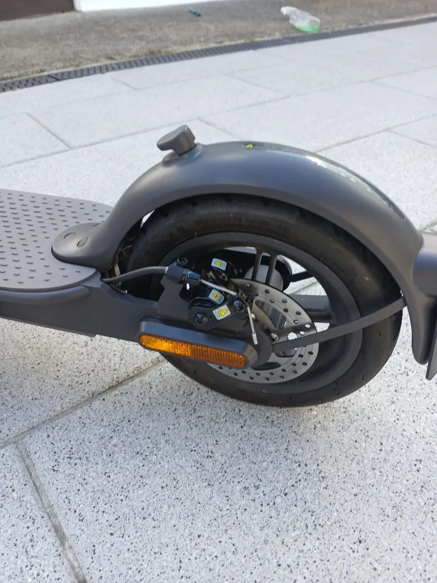 Xaomi Electric scooter - Image 4