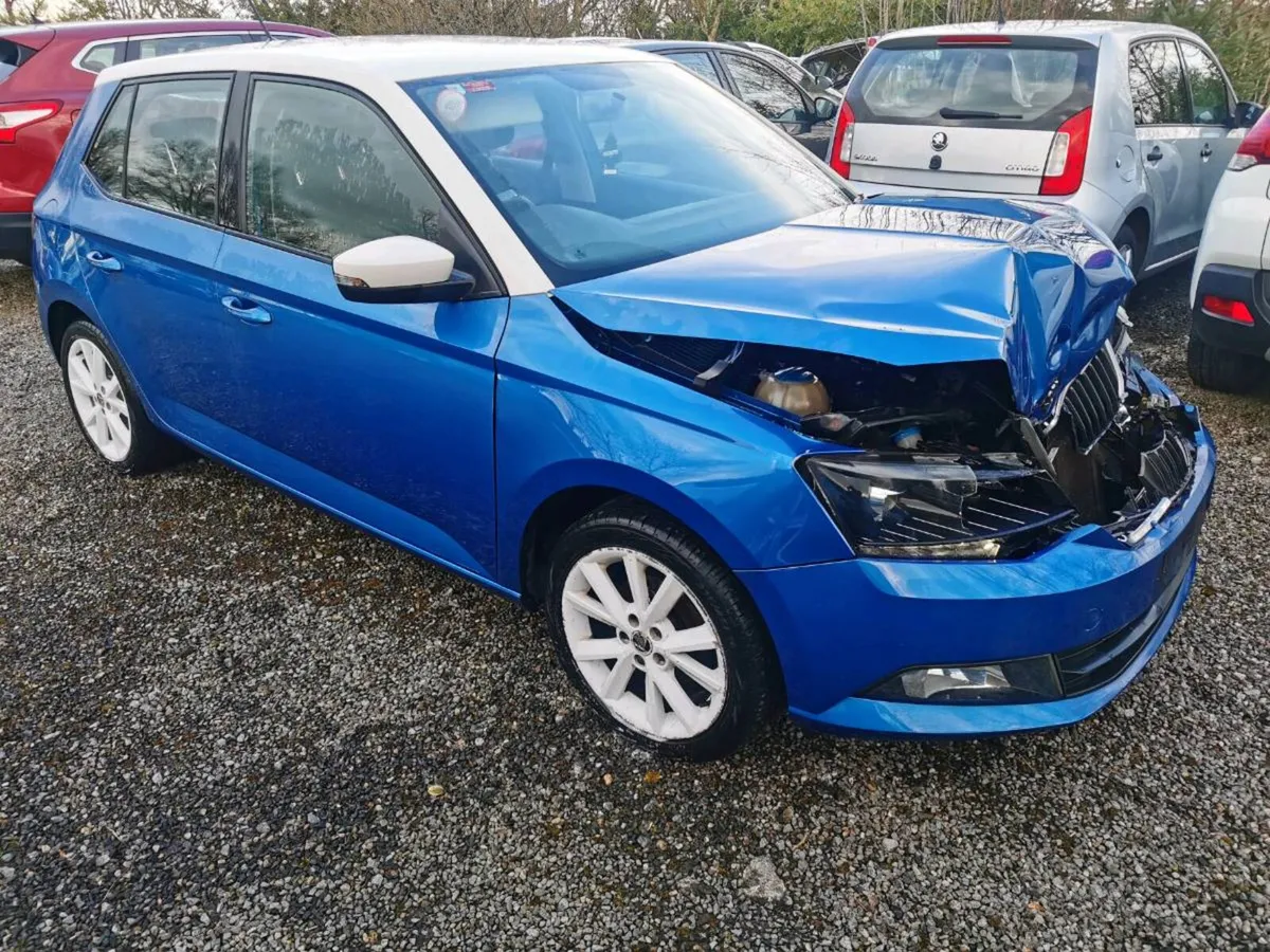 152 Skoda Fabia 1.0 Petrol - Image 4