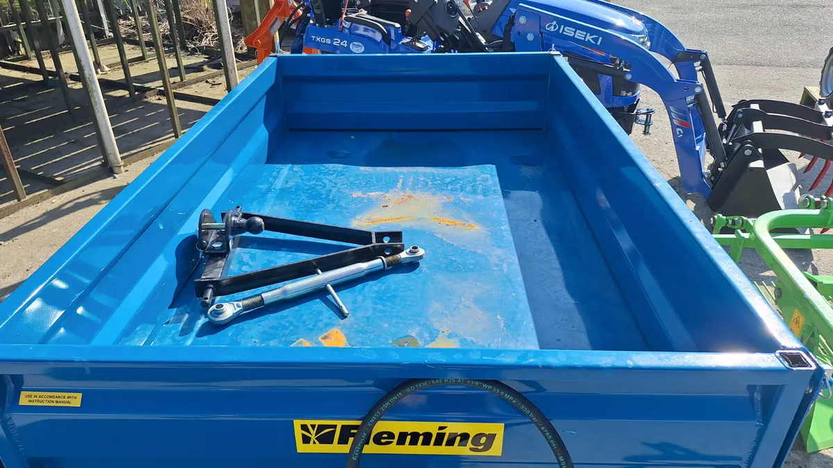 Fleming TR1 Trailer - Image 1