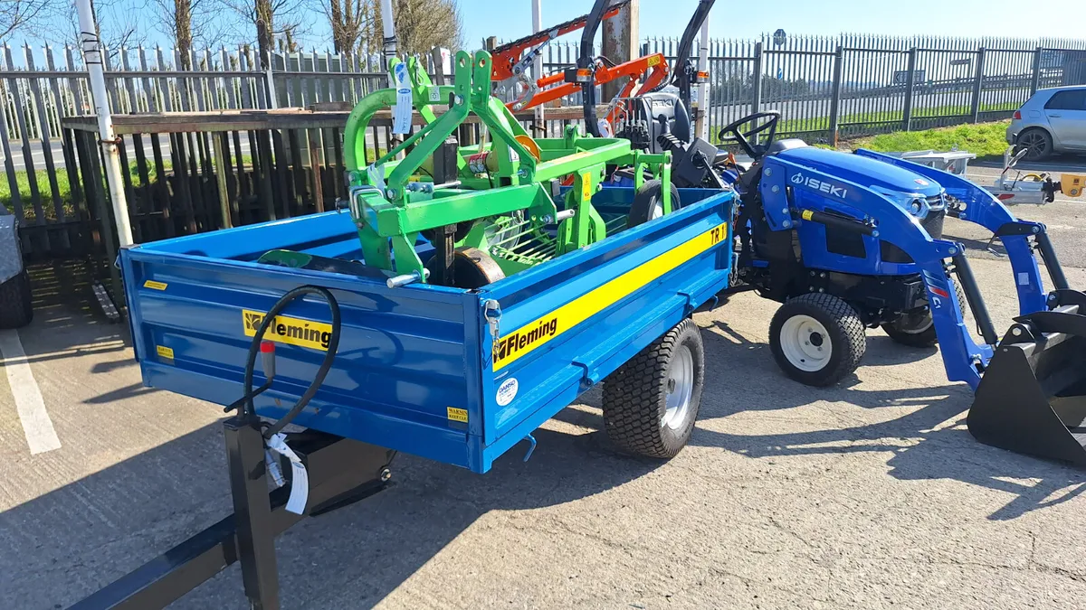 Fleming TR1 Trailer - Image 3