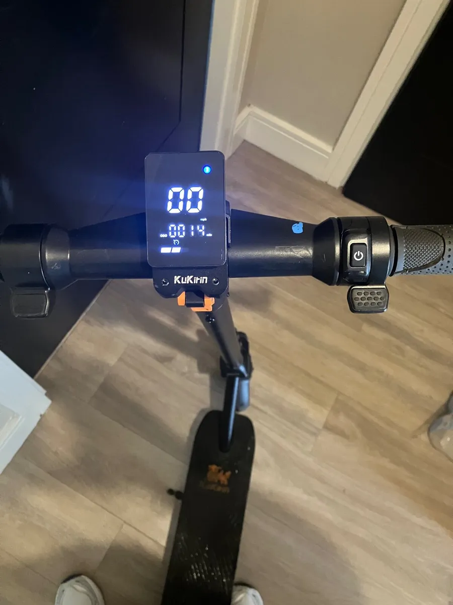 E scooter - Image 3
